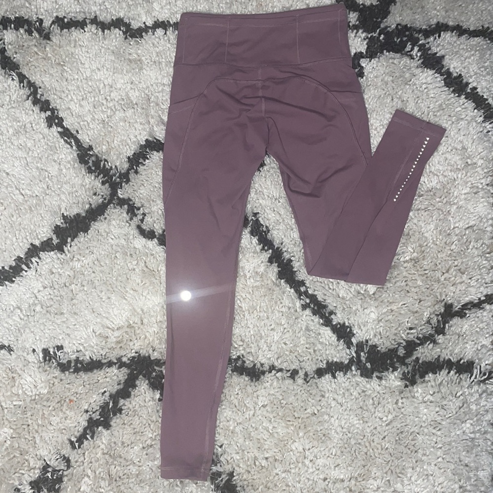 Lululemon Swiftly Speed leggings. Rip tag is ripped off. Open to negotiating